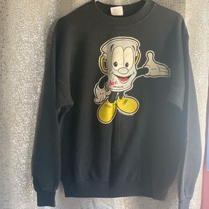 Net One Gallon Sweater Large